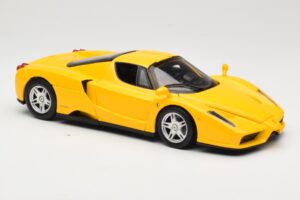 Ferrari Enzo Geel Hot Wheels 1:18 C1550 Metaal — afbeelding 6 van 8