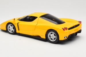Ferrari Enzo Geel Hot Wheels 1:18 C1550 Metaal — afbeelding 7 van 8