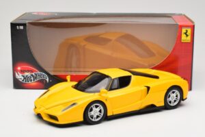 Ferrari Enzo Geel Hot Wheels 1:18 C1550 Metaal — afbeelding 8 van 8