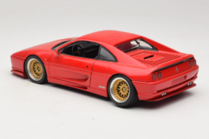 Ferrari F355 Berlinetta Rood Met Custom Gouden Velgen UT Models 1:18 180074020-P5 Metaal — afbeelding 7 van 8