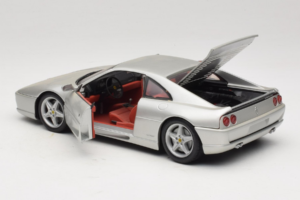 Ferrari F355 Berlinetta Zilver UT Models 1:18 180074020-S1 Metaal — afbeelding 5 van 8