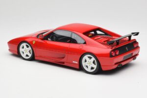 Ferrari F355 Challenge Red 1995 GT Spirit 1:18 GT474 Hars — afbeelding 5 van 6