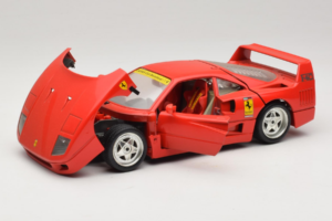 Ferrari F40 Club Deutschland Rood Bburago 1:18 3032-L3 Metaal — afbeelding 2 van 8