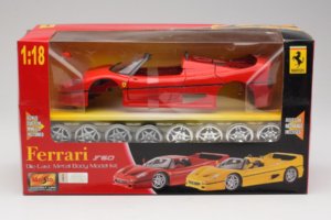 Ferrari F40 Rood Model Kit Maisto 1:18 39822 Metaal