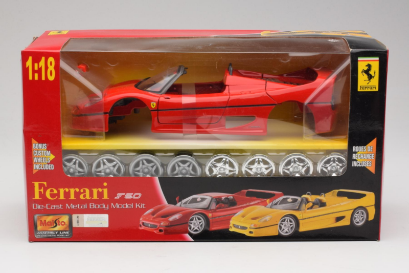 Ferrari F40 Rood Model Kit Maisto 1:18 39822 Metaal