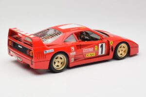 Ferrari F40 Evoluzione Bburago 1:18 3042 Metaal — afbeelding 3 van 8