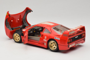 Ferrari F40 Evoluzione #1 Pirelli Rood 1992 Bburago 1:18 3042-P1 Metaal — afbeelding 5 van 8