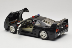 Ferrari F40 Highway Patrol Zwart Wit Bburago 1:18 3022-H1 Metaal — afbeelding 5 van 8