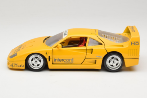 Ferrari F40 Interconti Car HiFi Geel Bburago 1:18 3032-I1 Metaal — afbeelding 4 van 8