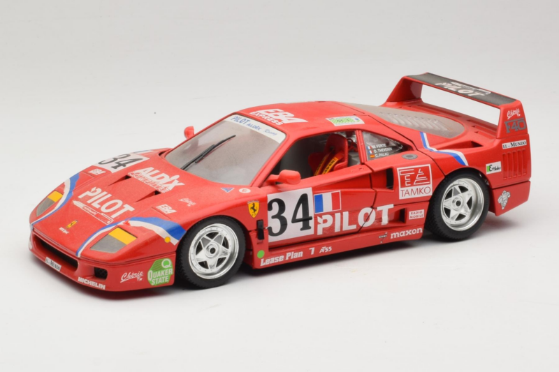 Ferrari F40 LM Pilot #34 Ferte / Thavenin / Palau 24 Hours of Le Mans 1995 Rood Bburago 1:18 3032-P3 Metaal