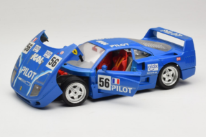 Ferrari F40 Pilot #56 Blauw Bburago 1:18 3332-BL1 Metaal — afbeelding 2 van 8