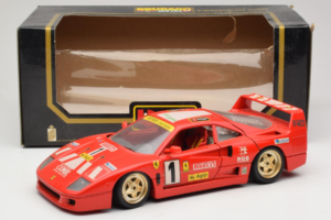 Ferrari F40 Pirelli Agip #1 Ferrari Club Italia Rood Bburago 1:18 3032-P2 Metaal — afbeelding 8 van 8