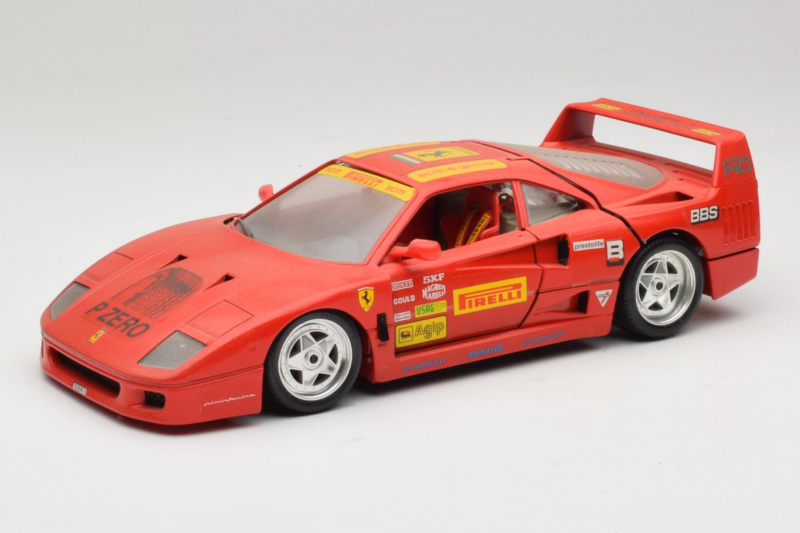 Ferrari F40 Pirelli BBS Rood Bburago 1:18 3032-P4 Metaal