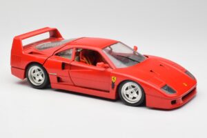 Ferrari F40 Rood Bburago 1:18 3032 Metaal — afbeelding 6 van 8