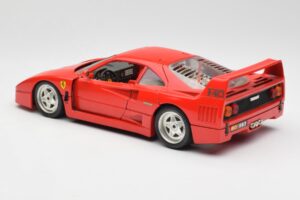 Ferrari F40 Rood Bburago 1:18 3032 Metaal — afbeelding 7 van 8