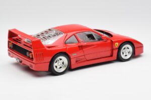Ferrari F40 Rood Hot Wheels 1:18 23911 Metaal — afbeelding 3 van 8