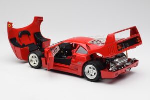 Ferrari F40 Rood Hot Wheels 1:18 23911 Metaal — afbeelding 5 van 8