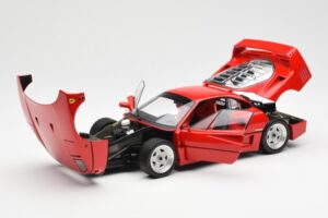 Ferrari F40 Rood Kyosho 1:18 08416R2 Metaal — afbeelding 2 van 10