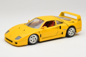 Ferrari F40 Geel Bburago 1:18 3032-Y1 Metaal