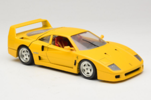 Ferrari F40 Geel Bburago 1:18 3032-Y1 Metaal — afbeelding 6 van 8