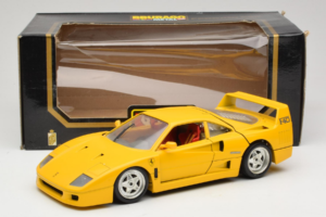Ferrari F40 Geel Bburago 1:18 3032-Y1 Metaal — afbeelding 8 van 8