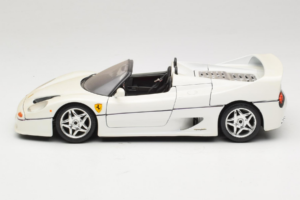 Ferrari F50 Cabriolet Wit Bburago 1:18 3352-W1 Metaal — afbeelding 4 van 8