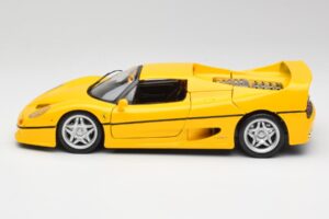 Ferrari F50 Giallo Modena Maisto 1:18 F50001 Metaal — afbeelding 4 van 8