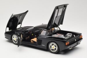 Ferrari F512M Zwart Hot Wheels 1:18 23922 Metaal — afbeelding 5 van 8