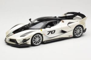 Ferrari FXX-K Evo #70 Wit Bburago 1:18 18-16012 Metaal