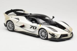 Ferrari FXX-K Evo #70 Wit Bburago 1:18 18-16012 Metaal — afbeelding 6 van 8