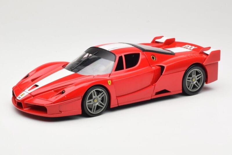 Ferrari FXX Rood Hot Wheels 1:18 310801 Metaal