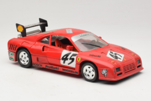 Ferrari 288 GTO Evoluzione #45 Rood Revell 1:18 48820 Metaal — afbeelding 6 van 8