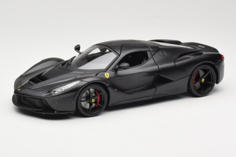 Ferrari LaFerrari F150 Matte Black Bburago 1:18 18-16901BK Metaal