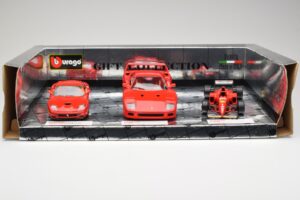 Ferrari Promo Set F40 550 Maranello Scuderia Ferrari F310 F1 1996 Bburago 1:18 FERRARI001 Metaal