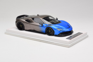 Ferrari SF90 Novitec Blue Grey Metallic IVY Merit 1:18 REMC029 Hars — afbeelding 4 van 7