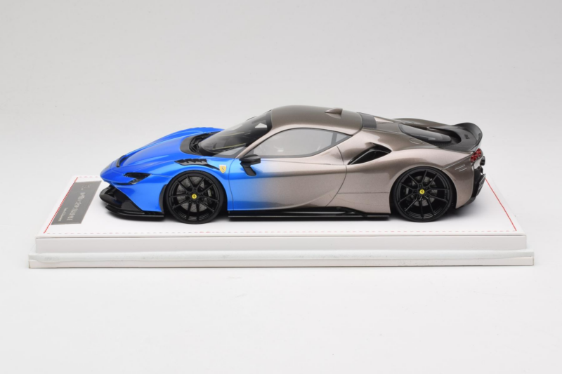 Ferrari SF90 Novitec Blue Grey Metallic IVY Merit 1:18 REMC029 Hars