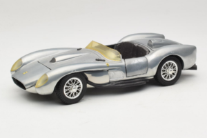 Ferrari Testa Rossa Chrome Silver Hot Wheels 1:18 25737 Metaal