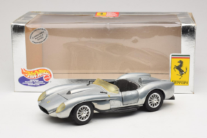 Ferrari Testa Rossa Chrome Silver Hot Wheels 1:18 25737 Metaal — afbeelding 8 van 8
