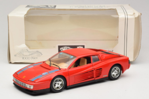 Ferrari Testarossa PPG Auto Refinish Rood Bburago 1:18 3039-P3 Metaal — afbeelding 8 van 8