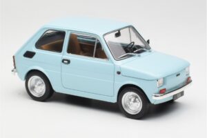 Fiat 126 Lichtblauw MCG 1:18 MCG18415 Metaal — afbeelding 4 van 6