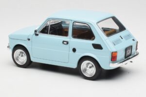 Fiat 126 Lichtblauw MCG 1:18 MCG18415 Metaal — afbeelding 5 van 6