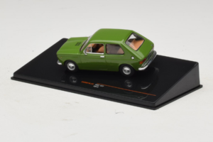 Fiat 127 Groen IXO 1:43 CLC607N Metaal — afbeelding 3 van 4