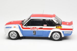Fiat 131 Abarth Fiat France #9 J-C. Andruet / C. Delferrier Winner Rally Sanremo 1977 Kyosho 1:18 08375A Metaal — afbeelding 4 van 8