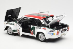 Fiat 131 Abarth #3 M. Alen / I. Kivimaki Winner Rally 1000 Lakes 1980 Kyosho 1:18 08376H Metaal — afbeelding 5 van 8