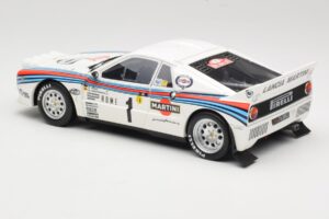 Fiat 242 & Lancia 037 Group B #1 W. Rohrl / C. Geistdorfer Rally Monte Carlo 1983 Otto 1:18 OT360 Hars — afbeelding 5 van 7