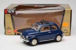 Fiat 500 L Blauw Bburago 1:18 3327 Metaal — afbeelding 8 van 8