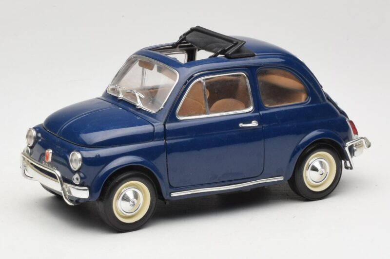 Fiat 500 L Blauw Bburago 1:18 3327 Metaal