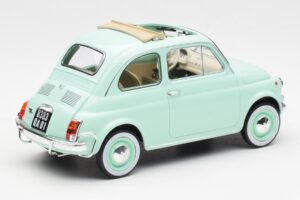 Fiat 500L Pastel Blauw Norev 1:18 187777 Metaal — afbeelding 2 van 6