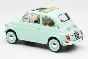 Fiat 500L Pastel Blauw Norev 1:18 187777 Metaal — afbeelding 5 van 6