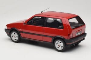 Fiat Uno Turbo IE Rosso Racing Otto 1:18 OT487 Hars — afbeelding 5 van 6
